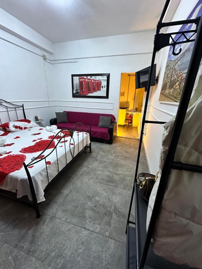 Home Cagnazzi Napoli Exterior foto